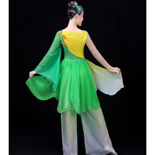 women's yangko fan dance Chinese folk dance costumes violet green gradient color china style classical performance competition tops and pants